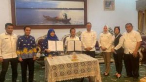 Bupati Nelson Bersama Kepala BBSPJIHPMM Kemenperin RI Tandatangani MoU