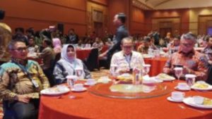 Wali Kota Marten Taha Hadiri Seminar HUT APEKSI di Palembang