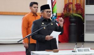 Wali Kota Marten Taha Lantik 110 Pejabat di Lingkungan Pemerintah Kota Gorontalo