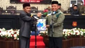 Ketua DPRD Resmi Terima LKPJ Bupati Gorontalo