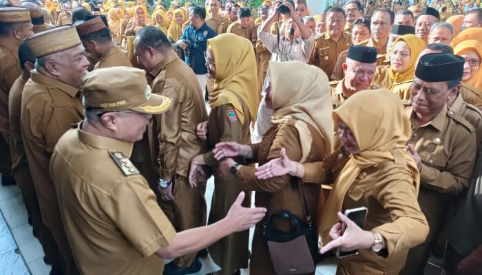 Pimpin Apel Kerja Pasca Lebaran, Bupati Sofyan Sampaikan 6 Point Penting