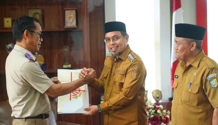 Bupati Sirajudin Lasena Terima Kunjungan Kakan Pertanahan Boltara