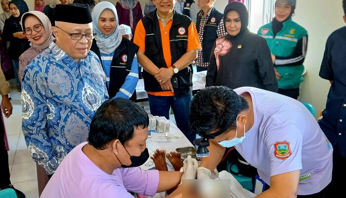 Berkolaborasi dengan IDI Kabgor, Senator Rahmijati Jahja Gelar Khitanan Massal