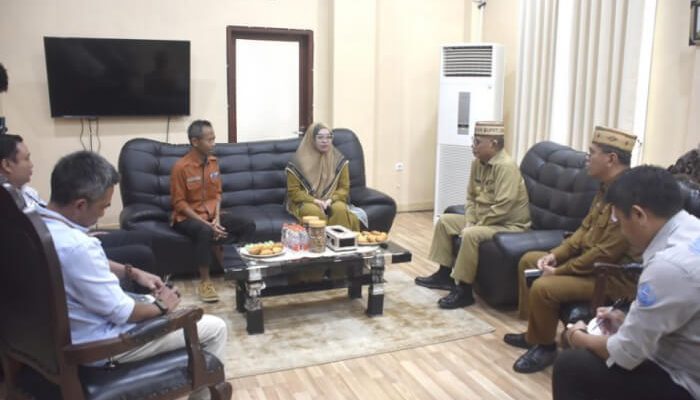 Bupati Ismet Mile Terima Audiensi Ketua Bawaslu, Bahas Agenda Strategis