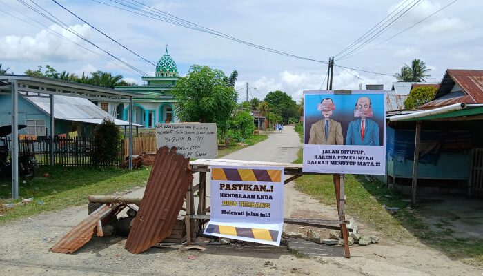 Pemkab Gorontalo Pastikan Jalan yang Diblokir Warga Bakal Diperbaiki