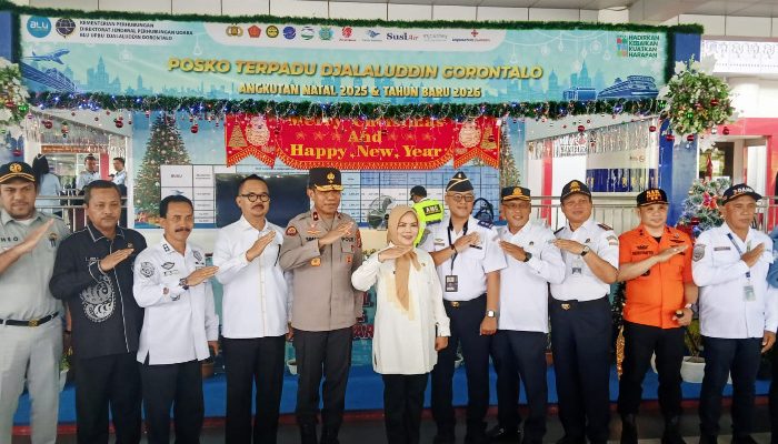 Ketua Deprov Hadiri Pembukaan Posko Terpadu Angkatan Udara dan Gelar Pasukan Pengamanan Nataru