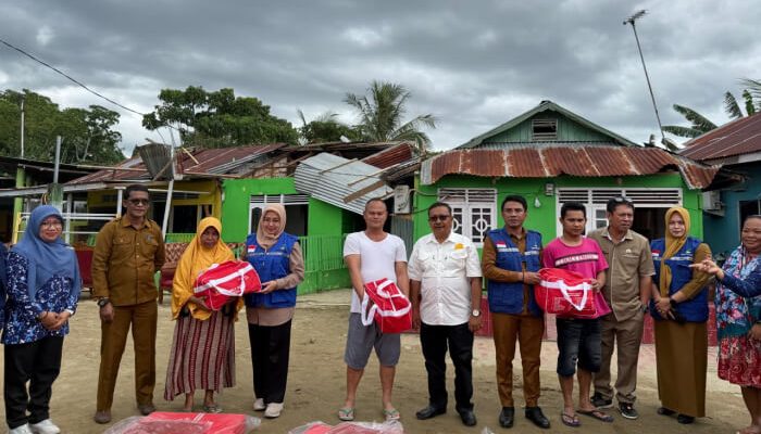 Dinsos Kabgor Turun Tangan, Bantu Korban Angin Puting Beliung di Tibawa