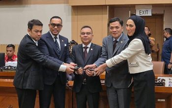 Ahmad Sahroni Kembali Jadi Pimpinan Komisi III DPR RI