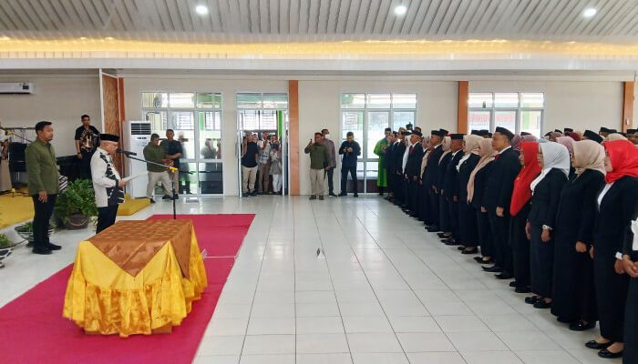 171 Kepala Sekolah dan 19 Korwil Pendidikan di Kabupaten Gorontalo Resmi Dilantik