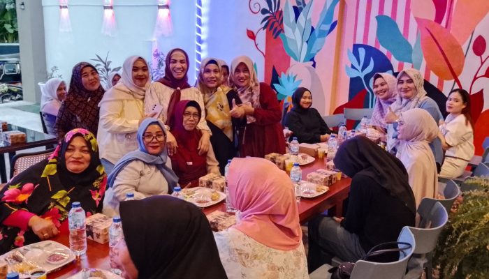 Meyke Camaru Kumpulkan Tim Mekar dari 50 Kelurahan Lewat Buka Puasa Bersama