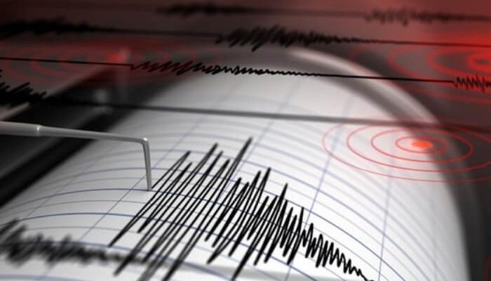Gempa Magnitudo 7,6 Guncang Sulut, Berpotensi Tsunami