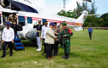 Danrem 133/NW Dampingi Presiden Prabowo Tinjau KNMP di Leato Selatan