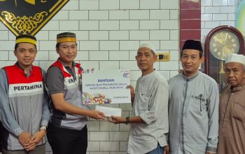 Pertamina Sulawesi Salurkan Santunan Kepada Masjid dan Panti Asuhan di Ujung Tanah