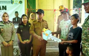 5 Rumah Layak Huni Diserahkan, Bupati Boltara: Ini Bukti Pemerintah Hadir