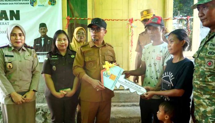 5 Rumah Layak Huni Diserahkan, Bupati Boltara: Ini Bukti Pemerintah Hadir
