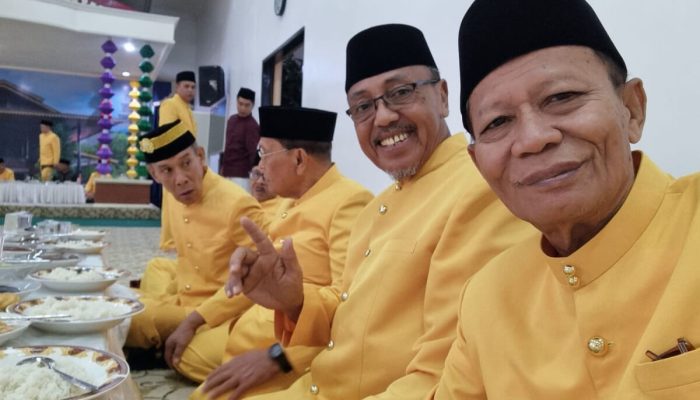 Gelar Adat Ta Uwa Lolahuwa dan Ta Uwa Lo Madala Dinilai Layak untuk Bupati Sofyan Puhi