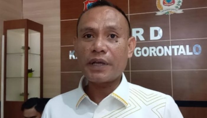 Irwan Dai Usulkan Makam Pewakaf Tanah Masjid Baiturrahman Limboto Jadi Cagar Budaya