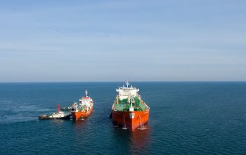 Pertamina Operasikan Perdana Ship to Ship Kolonodale, Perkuat Distribusi B50 di Kawasan Timur Sulawesi