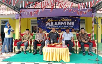 Silaturahmi Alumni SMPN 1 Telaga Jaya, Zulfikar Usira Ajak Peduli Kemanusiaan Lewat Donor Darah