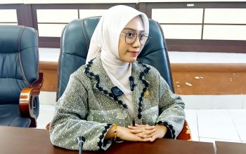 Uang Ortu Siswa Dikembalikan, Dheninda Chaerunnisa Tanggung Biaya Pagar SDN 8 Sumalata