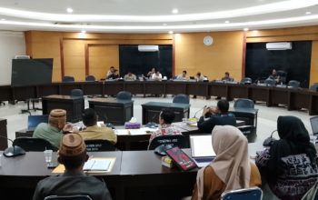 BAPEMPERDA  Mulai Kaji Revisi Perda Pelestarian Bahasa Daerah