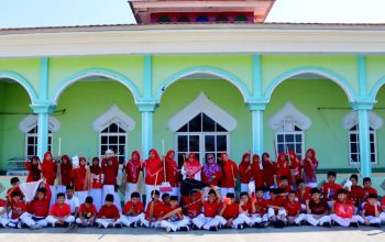Sambut HUT Ke-81 RI, MIN 2 Kabgor Wujudkan Kepedulian Lewat Aksi Bersih Masjid