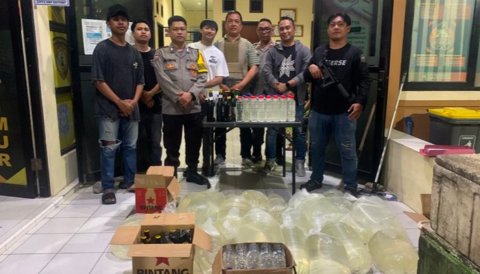 Polsek Kota Timur Sita 480 Liter Cap Tikus di Talumolo, Seorang Perempuan Diamankan