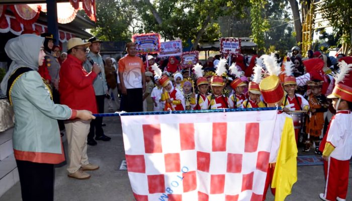Dari Kostum Profesi ke Mimpi Besar: Semangat Anak Limboto di Karnaval HUT RI