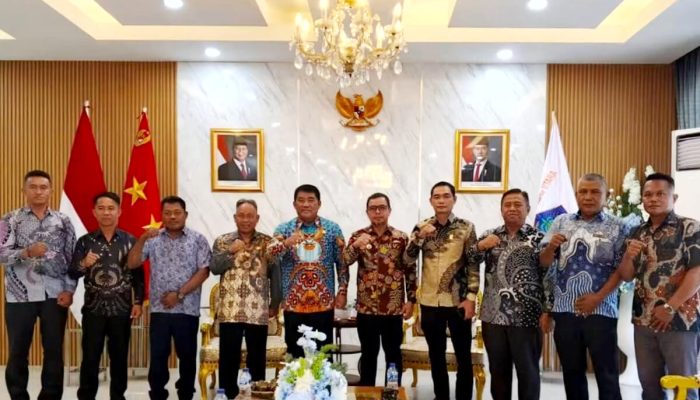 Pertemuan Bupati Sirajudin dan Gubernur YSK: Membuka Jalan Solusi untuk Boltara