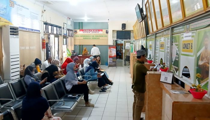 Urus Dokumen Kependudukan Kini Bisa dari Rumah, Warga Kabgor Tak Perlu ke Dukcapil Lagi