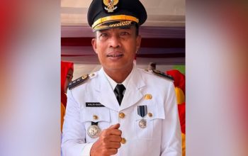 Belum Selesai Soal Adat, Penggunaan Atribut Camat Definitif oleh Plh Pulubala Jadi Masalah Baru