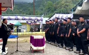 Wabup Risman Lantik Pengurus NRBRG Bone, Ajak Jaga Semangat Kepedulian