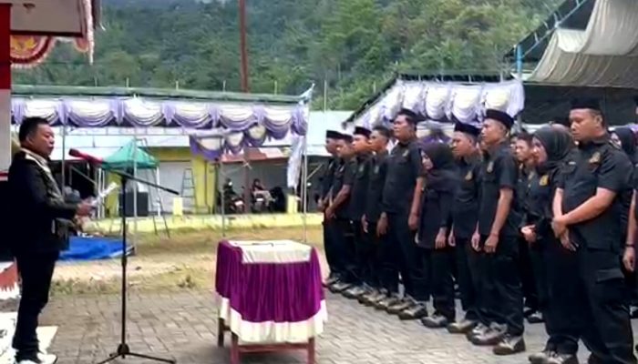 Wabup Risman Lantik Pengurus NRBRG Bone, Ajak Jaga Semangat Kepedulian