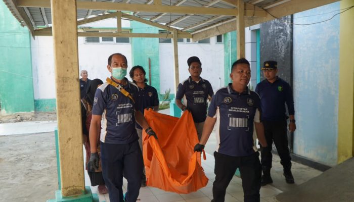 Polisi Olah TKP Penemuan Kerangka Manusia di Boalemo, Dievakuasi ke RS Bhayangkara untuk Autopsi