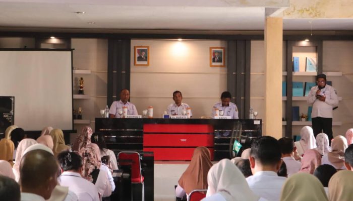 Plt Bupati Boltara Ajak Kepsek Satukan Persepsi Demi Pendidikan Berkualitas
