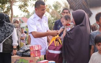 Rumah Ludes Terbakar, Plt Bupati Bolmut Turun Langsung Bantu Warga Talaga