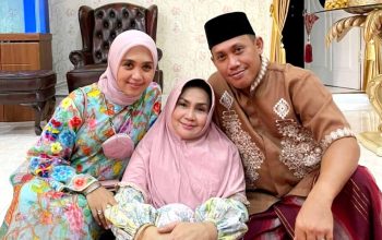 Putra David Bobihoe Akib Berikan Selamat ke Bupati Sofyan Puhi atas Gelar Tauwa Lo Lahuwa