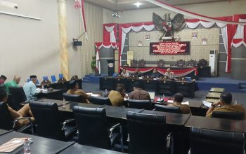 DPRD Godok Ranperda Lembaga Adat, Rivon Ui Dorong Seminar Adat Digelar Lagi